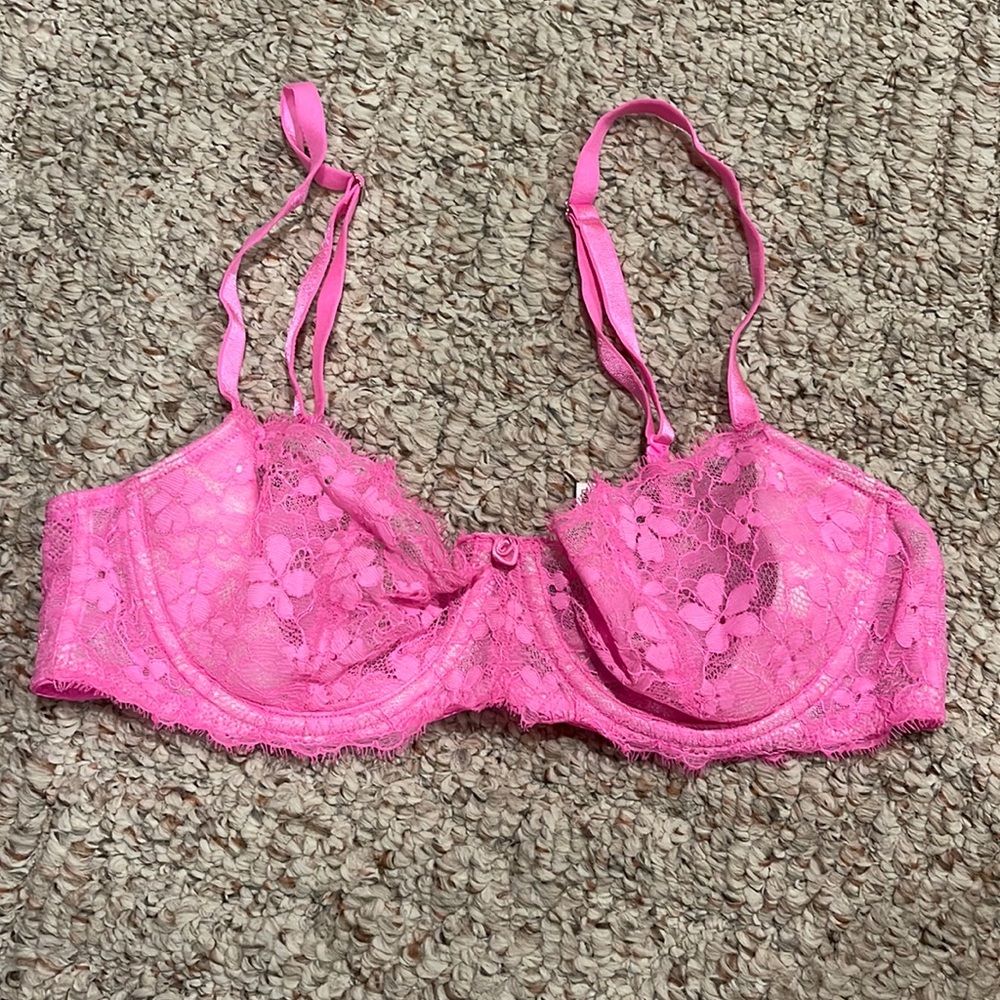 Victoria’s Secret bra. Unlined. Size: 34C. Pink. Never worn
